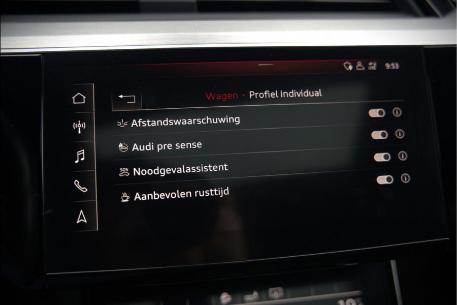Audi e-tron e-tron 50 quattro Launch edition Black 71 kWh | Black Edition | Panoramadak | Memory Seat | Luchtvering | Adaptive Cruise Control | Keyless | Matrix LED | Trekhaak | Stoelverwarming | NAP |