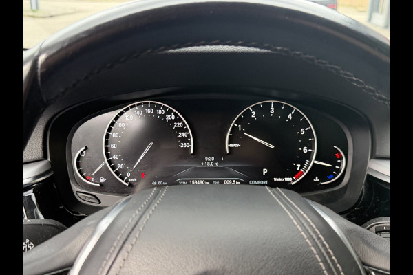 BMW 5 Serie Touring 520i Executive - Panorama dak -Schuifdak I Navigatie I Airco I LED I PDC I Sport pakket I Dealer onderhouden