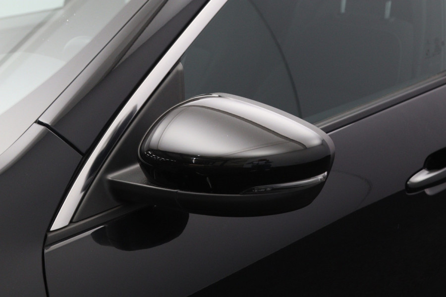 Ford Kuga 2.5 PHEV 225 PK Titanium, Keyless, Camera, Climate Control