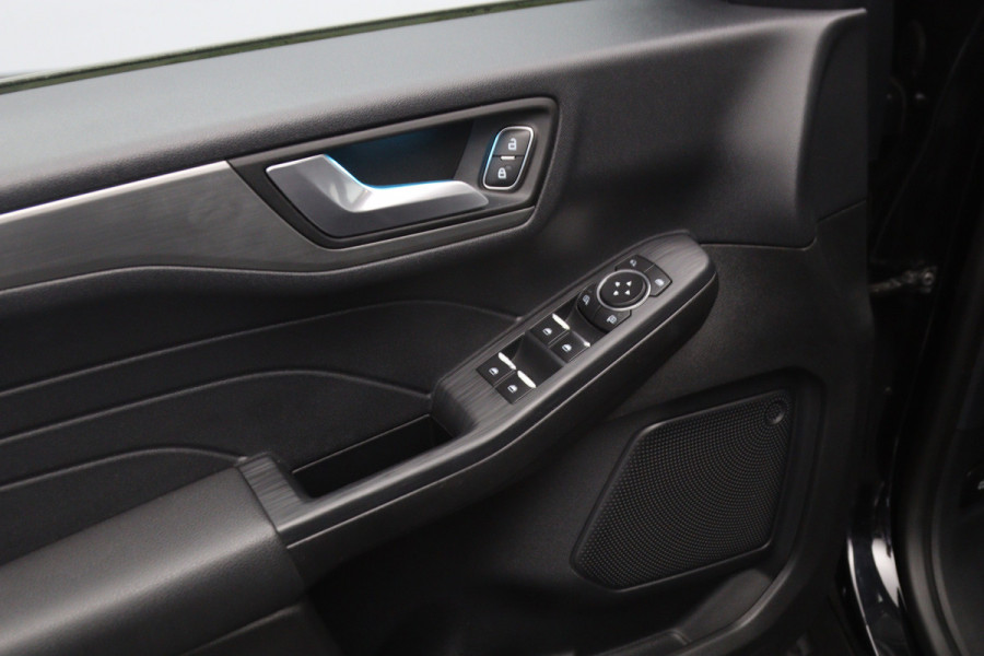 Ford Kuga 2.5 PHEV 225 PK Titanium, Keyless, Camera, Climate Control