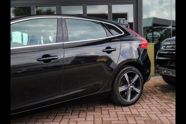 Volvo V40 2.0 D3 R-Design | BTW | Stoelverw. | Camera | Full-LED | Navi
