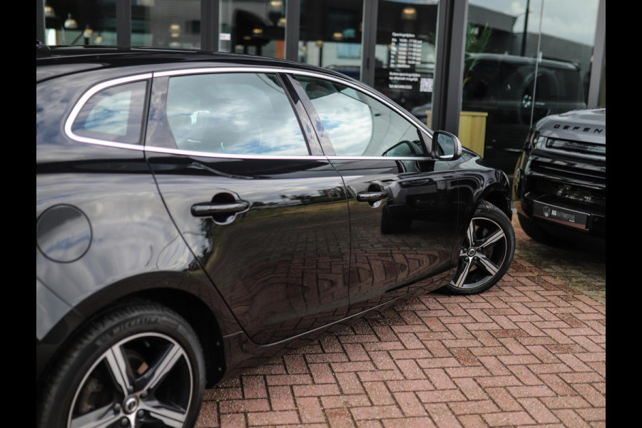 Volvo V40 2.0 D3 R-Design | BTW | Stoelverw. | Camera | Full-LED | Navi