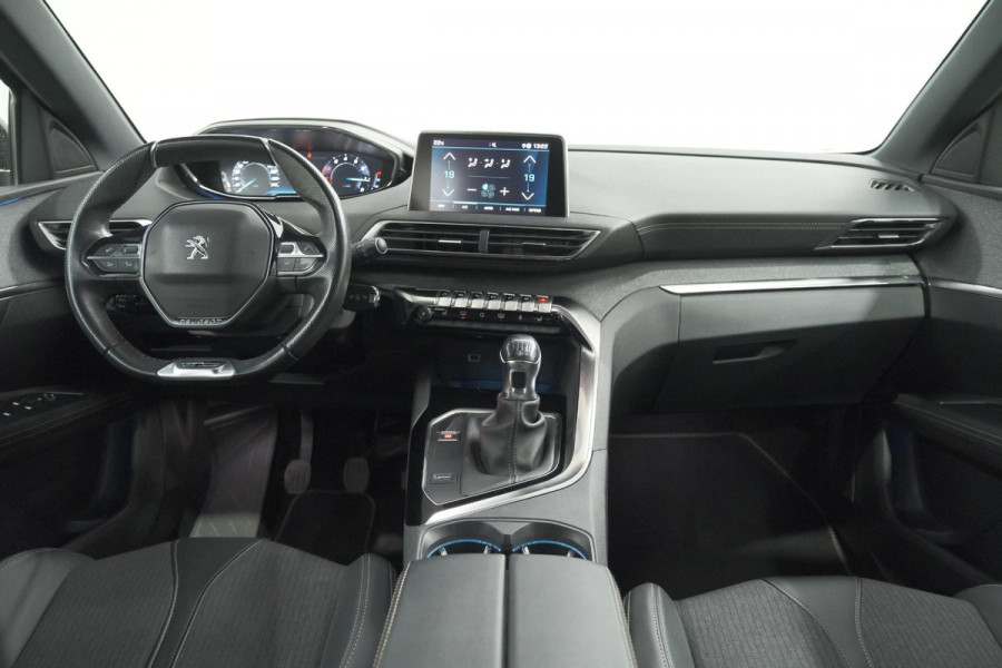 Peugeot 3008 PureTech 130 GT Line Avantage | Trekhaak | 360 Camera | Apple Carplay | Parkeersensoren