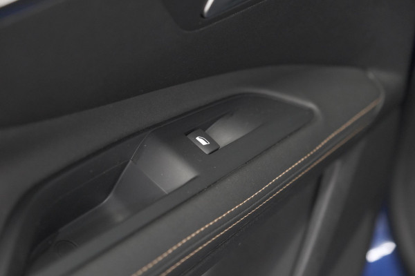 Peugeot 3008 PureTech 130 GT Line Avantage | Trekhaak | 360 Camera | Apple Carplay | Parkeersensoren