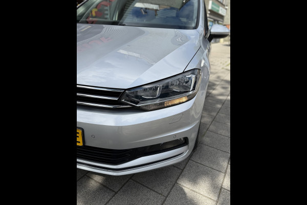 Volkswagen Touran 1.2 TSI Sound BlueMotion Tech - Apple CarPlay / Navigatie I Airco I PDC I Veiligheid pakket I Dealer onderhouden