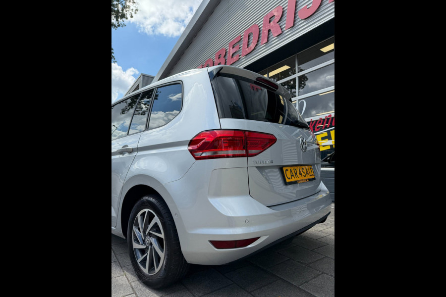 Volkswagen Touran 1.2 TSI Sound BlueMotion Tech - Apple CarPlay / Navigatie I Airco I PDC I Veiligheid pakket I Dealer onderhouden