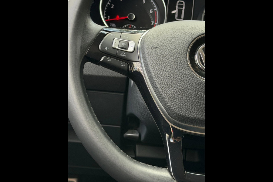 Volkswagen Touran 1.2 TSI Sound BlueMotion Tech - Apple CarPlay / Navigatie I Airco I PDC I Veiligheid pakket I Dealer onderhouden