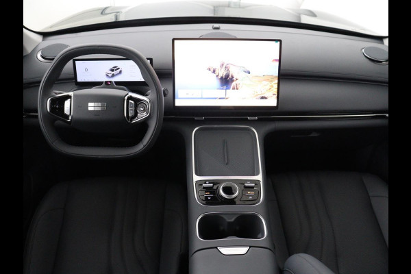 GEELY Starray EM-i 1.5 Pro | Leder | Adaptive cruise | 360 camera | Carplay | Climate control | Full LED | Dodehoek detectie | Intelligente cruise control |
