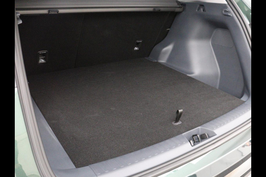 GEELY Starray EM-i 1.5 Pro | Leder | Adaptive cruise | 360 camera | Carplay | Climate control | Full LED | Dodehoek detectie | Intelligente cruise control |