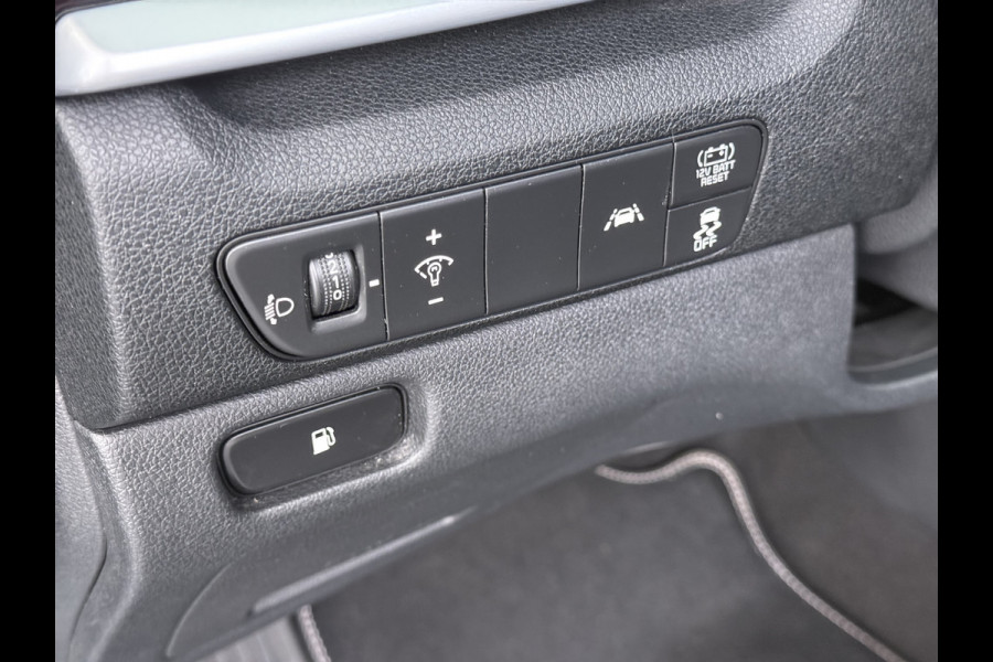 Kia Niro 1.6GDi Hybrid Automaat Trekhaak Adap.Cruise Navi Ecc Camera Apple Carplay Android Auto Pdc DynamicLine Regen-Lichtsensor Led Lmv Isofix DAB Lane Assist ESP 1.300KG Trekgewicht 1e Eigenaar Origineel Nederlandse Auto