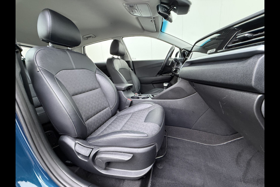 Kia Niro 1.6GDi Hybrid Automaat Trekhaak Adap.Cruise Navi Ecc Camera Apple Carplay Android Auto Pdc DynamicLine Regen-Lichtsensor Led Lmv Isofix DAB Lane Assist ESP 1.300KG Trekgewicht 1e Eigenaar Origineel Nederlandse Auto