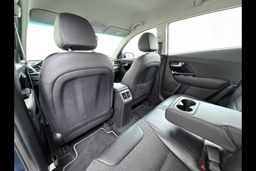 Kia Niro 1.6GDi Hybrid Automaat Trekhaak Adap.Cruise Navi Ecc Camera Apple Carplay Android Auto Pdc DynamicLine Regen-Lichtsensor Led Lmv Isofix DAB Lane Assist ESP 1.300KG Trekgewicht 1e Eigenaar Origineel Nederlandse Auto