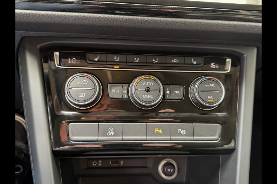 Volkswagen Touran 1.2 TSI Sound BlueMotion Tech - Apple CarPlay / Navigatie I Airco I PDC I Veiligheid pakket I Dealer onderhouden