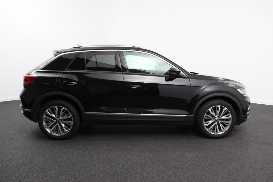 Volkswagen T-Roc 1.5 TSI Sport DSG Navigatie Adaptieve Cruise Control Climate Control Digitale Dashboard Camera 18"Lichtmetalen velgen