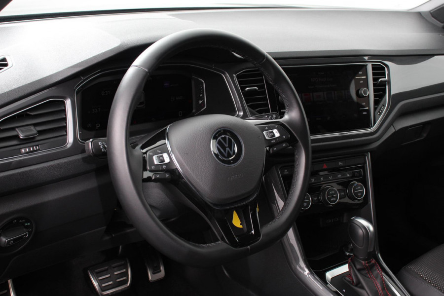 Volkswagen T-Roc 1.5 TSI Sport DSG Navigatie Adaptieve Cruise Control Climate Control Digitale Dashboard Camera 18"Lichtmetalen velgen