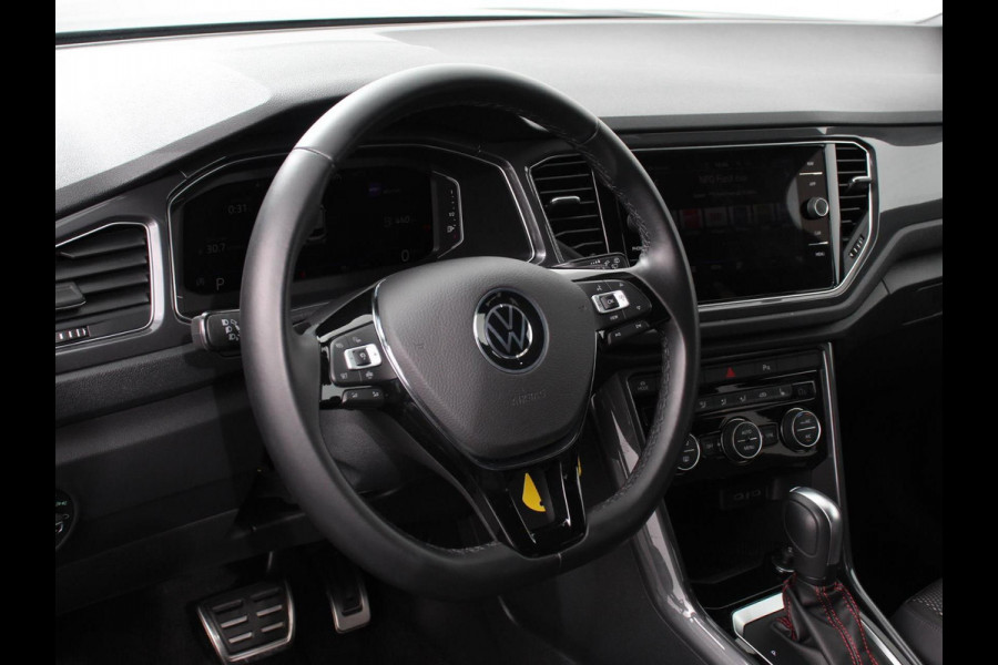 Volkswagen T-Roc 1.5 TSI Sport DSG Navigatie Adaptieve Cruise Control Climate Control Digitale Dashboard Camera 18"Lichtmetalen velgen