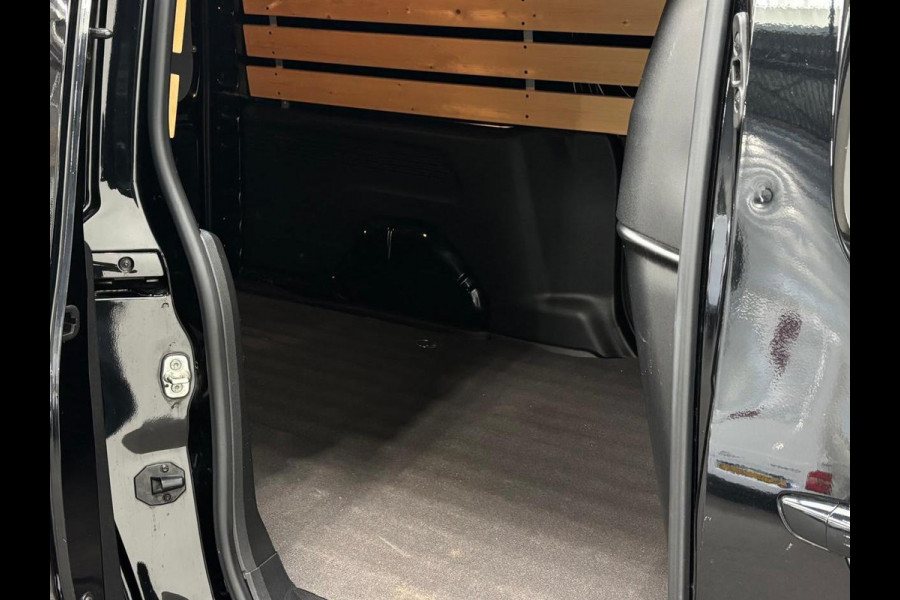 Opel Combo 1.5D L2H1 Edition Automaat Airco Navigatie Apple Carplay/Android Auto Camera Parkeersensoren Trekhaak