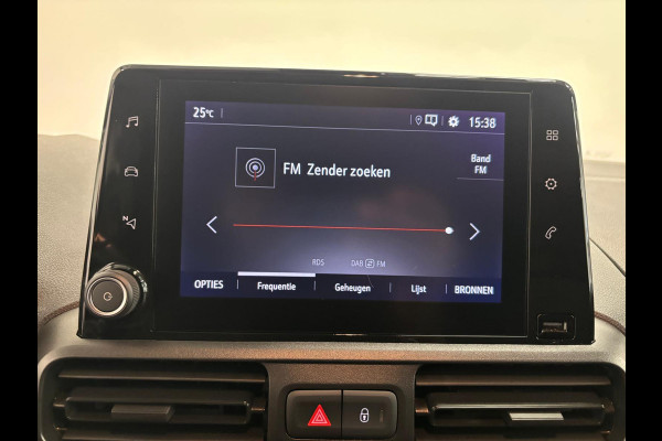 Opel Combo 1.5D L2H1 Edition Automaat Airco Navigatie Apple Carplay/Android Auto Camera Parkeersensoren Trekhaak