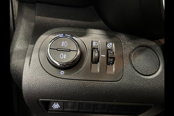 Opel Combo 1.5D L2H1 Edition Automaat Airco Navigatie Apple Carplay/Android Auto Camera Parkeersensoren Trekhaak