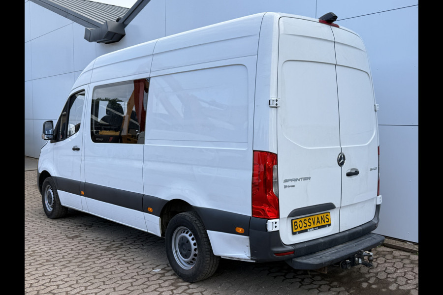 Mercedes-Benz Sprinter 314 2.2 CDI Automaat L2H2 Dubbele Cabine 7-persoons Climate Control Cruise Control Trekhaak Carplay Camera