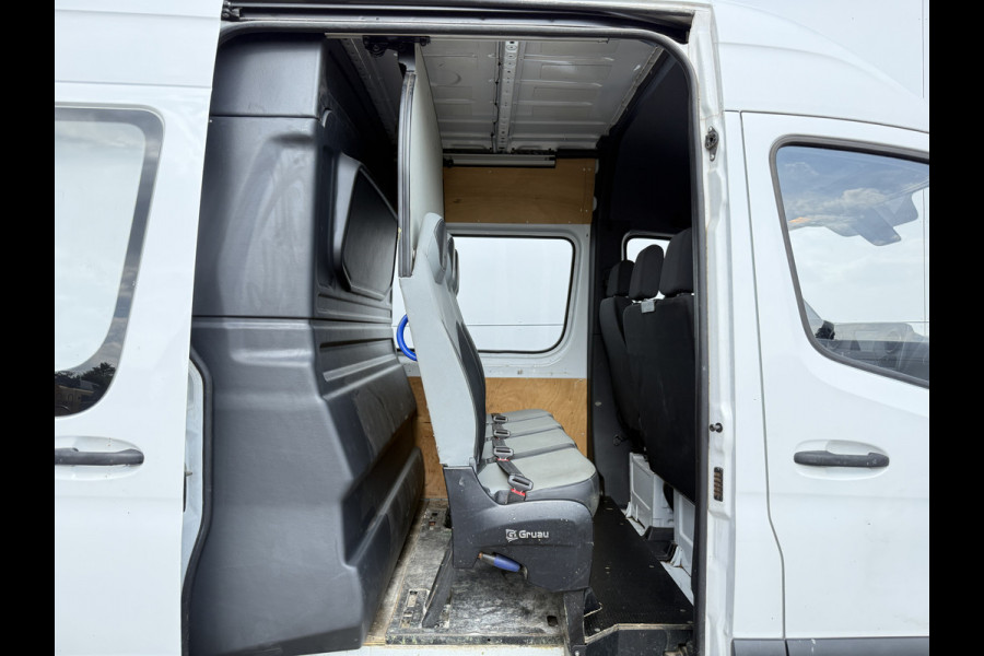 Mercedes-Benz Sprinter 314 2.2 CDI Automaat L2H2 Dubbele Cabine 7-persoons Climate Control Cruise Control Trekhaak Carplay Camera