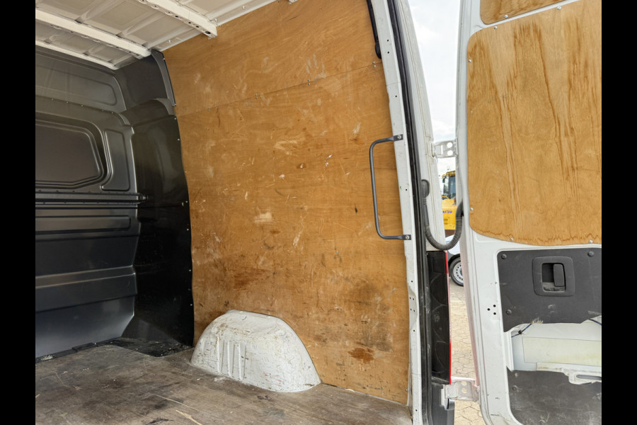 Mercedes-Benz Sprinter 314 2.2 CDI Automaat L2H2 Dubbele Cabine 7-persoons Climate Control Cruise Control Trekhaak Carplay Camera
