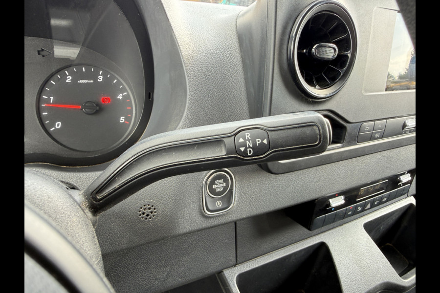 Mercedes-Benz Sprinter 314 2.2 CDI Automaat L2H2 Dubbele Cabine 7-persoons Climate Control Cruise Control Trekhaak Carplay Camera