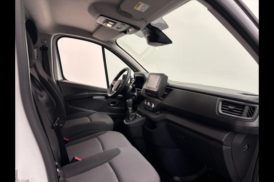 Renault Trafic 2.0 Blue dCi 150PK L2H1 EC Sport Edition Automaat Navigatie Airco Lichtmetalen velgen Betimmering Trekhaak Camera Parkeer sensoren Dab