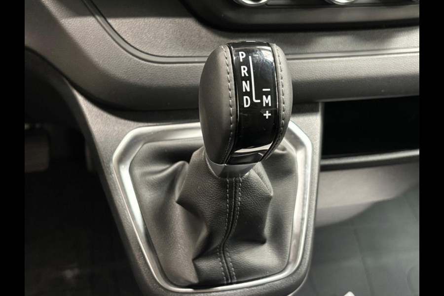 Renault Trafic 2.0 Blue dCi 150PK L2H1 EC Sport Edition Automaat Navigatie Airco Lichtmetalen velgen Betimmering Trekhaak Camera Parkeer sensoren Dab