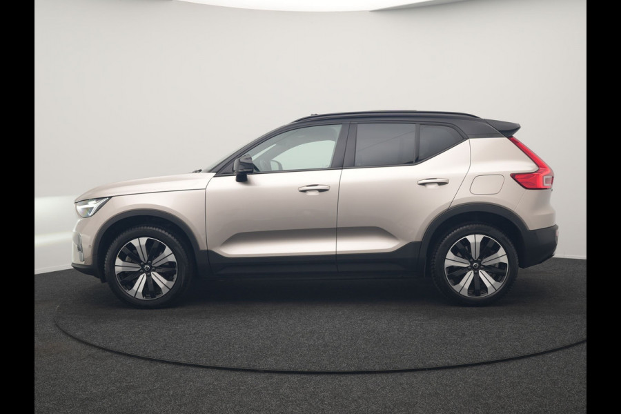 Volvo XC40 Ultimate Recharge Pure 69 kWh 231pk Dealer O.H. | Trekhaak Af Fabriek | Panodak | Adaptive Cruise | 360 Camera | Harman / Kardon | Sportstoelen Memory & Verwarmd | Warmtepomp | Keyless | Blis | Stuur Verwarmd | Google Assistent | DAB |