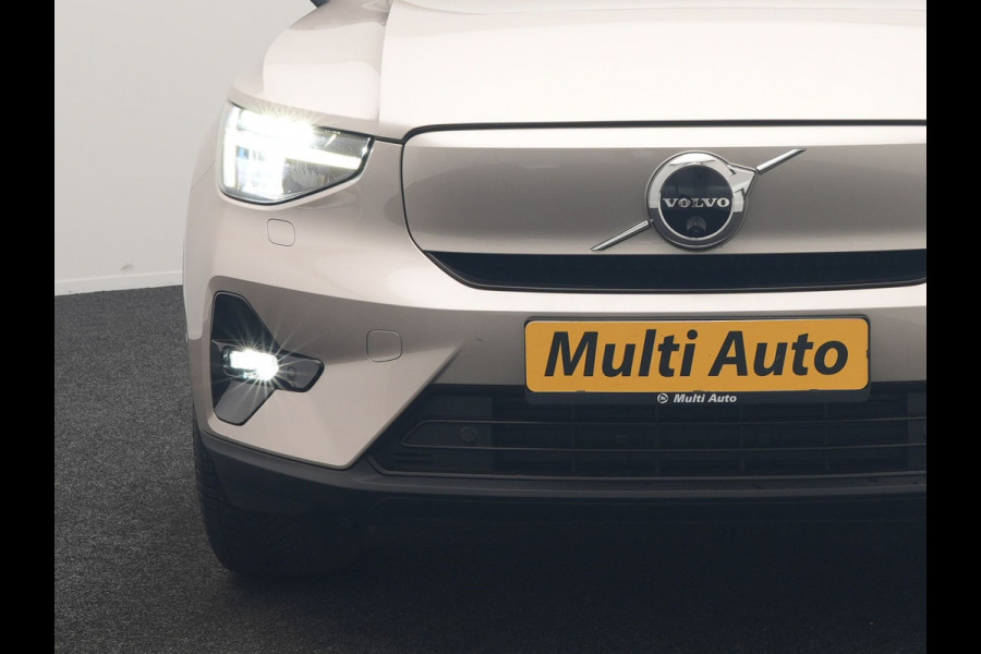 Volvo XC40 Ultimate Recharge Pure 69 kWh 231pk Dealer O.H. | Trekhaak Af Fabriek | Panodak | Adaptive Cruise | 360 Camera | Harman / Kardon | Sportstoelen Memory & Verwarmd | Warmtepomp | Keyless | Blis | Stuur Verwarmd | Google Assistent | DAB |