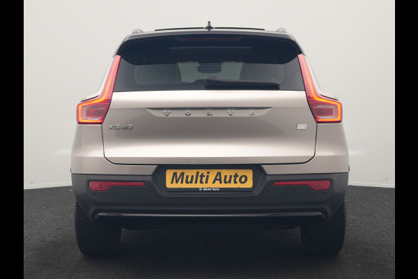Volvo XC40 Ultimate Recharge Pure 69 kWh 231pk Dealer O.H. | Trekhaak Af Fabriek | Panodak | Adaptive Cruise | 360 Camera | Harman / Kardon | Sportstoelen Memory & Verwarmd | Warmtepomp | Keyless | Blis | Stuur Verwarmd | Google Assistent | DAB |