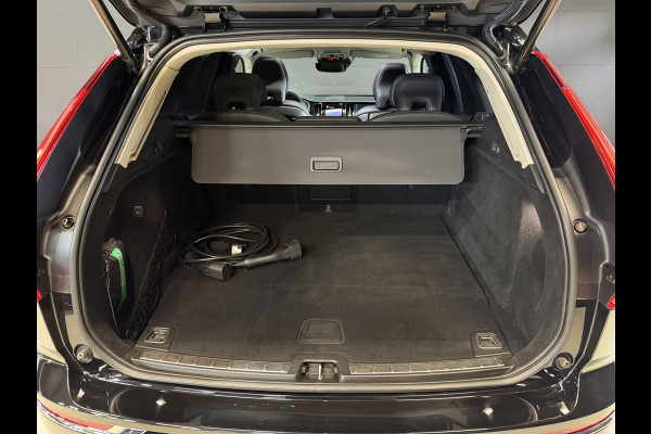 Volvo XC60 2.0 T8 Twin Engine AWD Inscription | Panoramadak | Leder | Head-Up | Camera | Adapt. cruise | Stoelverwarming