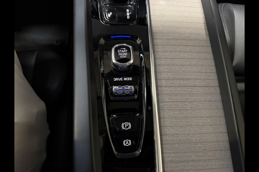 Volvo XC60 2.0 T8 Twin Engine AWD Inscription | Panoramadak | Leder | Head-Up | Camera | Adapt. cruise | Stoelverwarming
