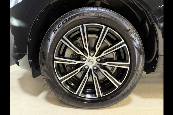 Volvo XC60 2.0 T8 Twin Engine AWD Inscription | Panoramadak | Leder | Head-Up | Camera | Adapt. cruise | Stoelverwarming
