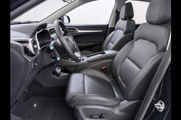 MG Mg Zs EV Luxury 45kWh SOH 92% Panorama-Schuifdak Leder+Verwrmd Trekhaak Adap.Cruise Camera Navi Apple Carplay Android Auto Elek.Stoel  Airco Privacy Glas Isofix DAB Lmv 17" Keyless 1e Eigenaar Dealeronderhouden