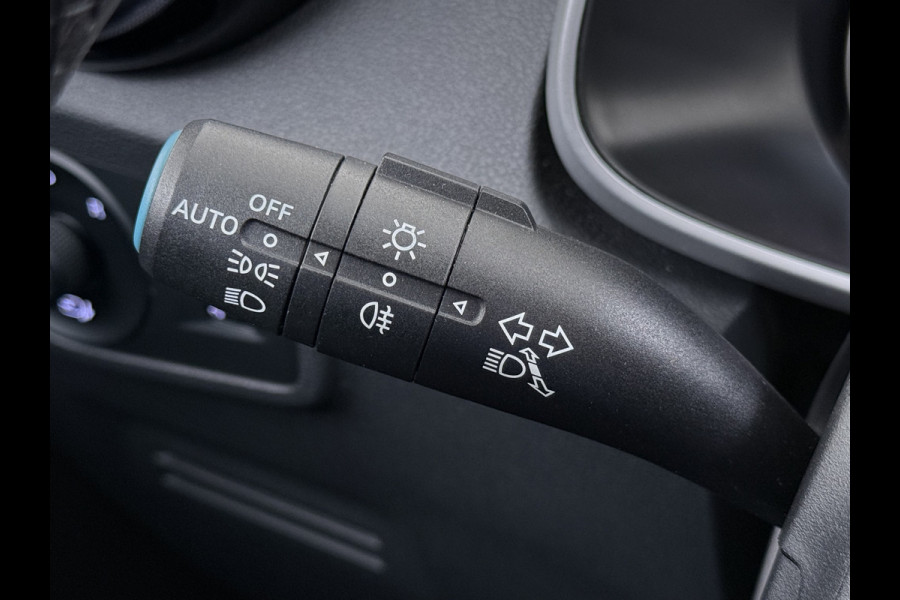 MG Mg Zs EV Luxury 45kWh SOH 92% Panorama-Schuifdak Leder+Verwrmd Trekhaak Adap.Cruise Camera Navi Apple Carplay Android Auto Elek.Stoel  Airco Privacy Glas Isofix DAB Lmv 17" Keyless 1e Eigenaar Dealeronderhouden