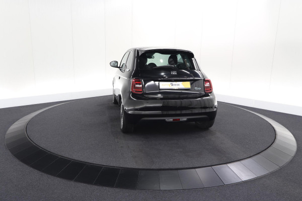 Fiat 500 Icon 42 kWh | SOH 95,7% | Convenience Pack | Camera | Dodehoekdetectie