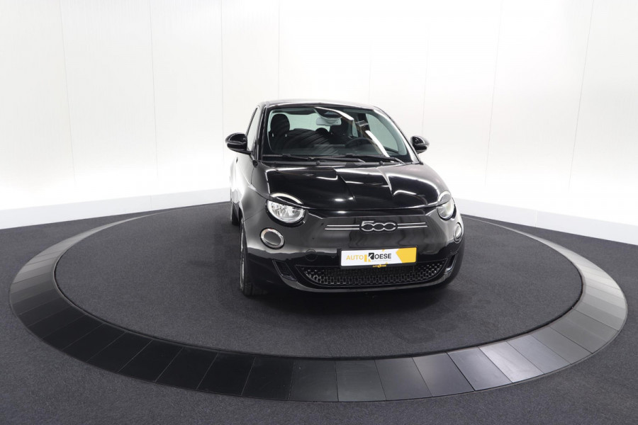 Fiat 500 Icon 42 kWh | SOH 95,7% | Convenience Pack | Camera | Dodehoekdetectie