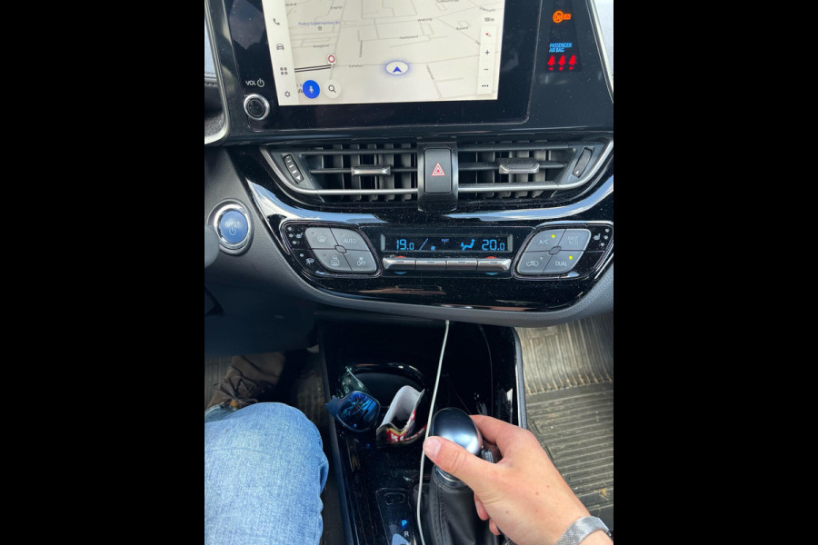 Toyota C-HR 1.8 Hybrid GR-Sport | Adaptieve Cruise Control | Camera | Stoel & Voorruitverwarming