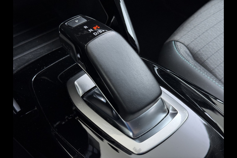 Peugeot e-2008 EV Blue Allure 50kWh SOH 95% 3D-Navi 360°Camera Apple Carplay Android Auto Ecc Cruise Control Regen-Lichtsensor Privacy Glas Lmv Led Isofix Bluetooth Lane Assist USB Origineel Nederlandse Auto