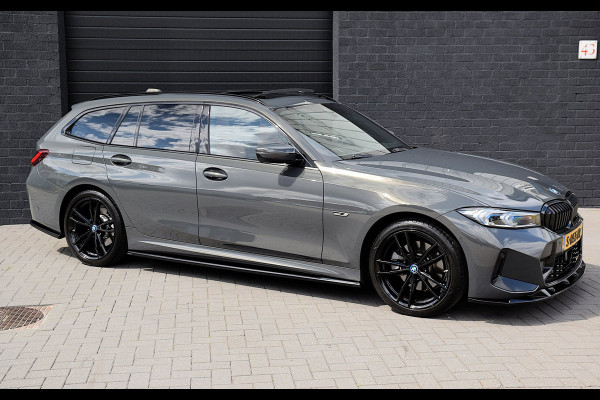 BMW 3 Serie Touring 330e*M-Pakket*Dak*Trekhaak*142Dkm*Keyless*2023*Dravit Grau*INDIVIDUAL*