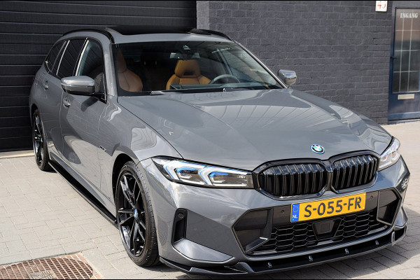 BMW 3 Serie Touring 330e*M-Pakket*Dak*Trekhaak*142Dkm*Keyless*2023*Dravit Grau*INDIVIDUAL*