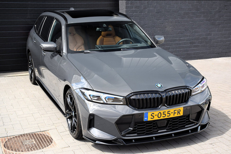 BMW 3 Serie Touring 330e*M-Pakket*Dak*Trekhaak*142Dkm*Keyless*2023*Dravit Grau*INDIVIDUAL*