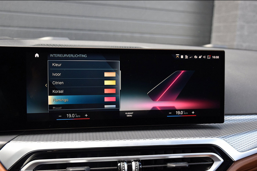 BMW 3 Serie Touring 330e*M-Pakket*Dak*Trekhaak*142Dkm*Keyless*2023*Dravit Grau*INDIVIDUAL*