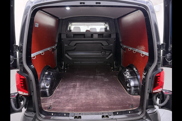Volkswagen Transporter 2.0TDI Dubbele Cabine 6-Persoons L2H1 28 Navi* Apple Carplay Android Auto Airco Bluetooth Cruise Control Pdc Euro 6 Betonplex Vloer Wandbetimmering Achterdeuren 1e Eigenaar