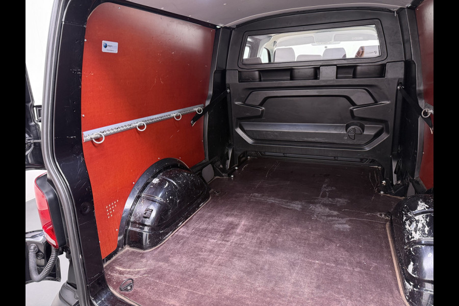 Volkswagen Transporter 2.0TDI Dubbele Cabine 6-Persoons L2H1 28 Navi* Apple Carplay Android Auto Airco Bluetooth Cruise Control Pdc Euro 6 Betonplex Vloer Wandbetimmering Achterdeuren 1e Eigenaar