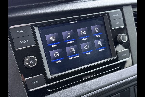 Volkswagen Transporter 2.0TDI Dubbele Cabine 6-Persoons L2H1 28 Navi* Apple Carplay Android Auto Airco Bluetooth Cruise Control Pdc Euro 6 Betonplex Vloer Wandbetimmering Achterdeuren 1e Eigenaar