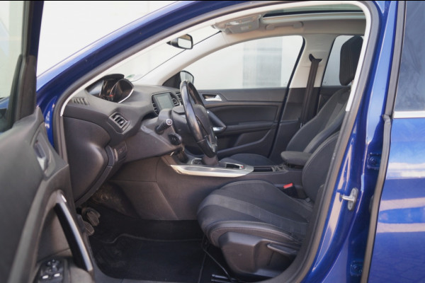 Peugeot 308 SW 1.2 PureTech 130pk Premium -PANO-ECC-CAM-TREKHAAK-