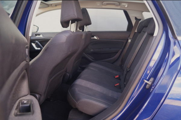 Peugeot 308 SW 1.2 PureTech 130pk Premium -PANO-ECC-CAM-TREKHAAK-